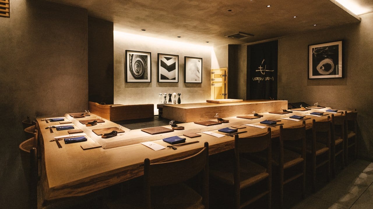Located in Meguro, Udatsu Sushi is a Michelin-recognized treasure, offering a modern take on sushi through masterful craftsmanship and locally sourced ingredients in an intimate nine-seat space.