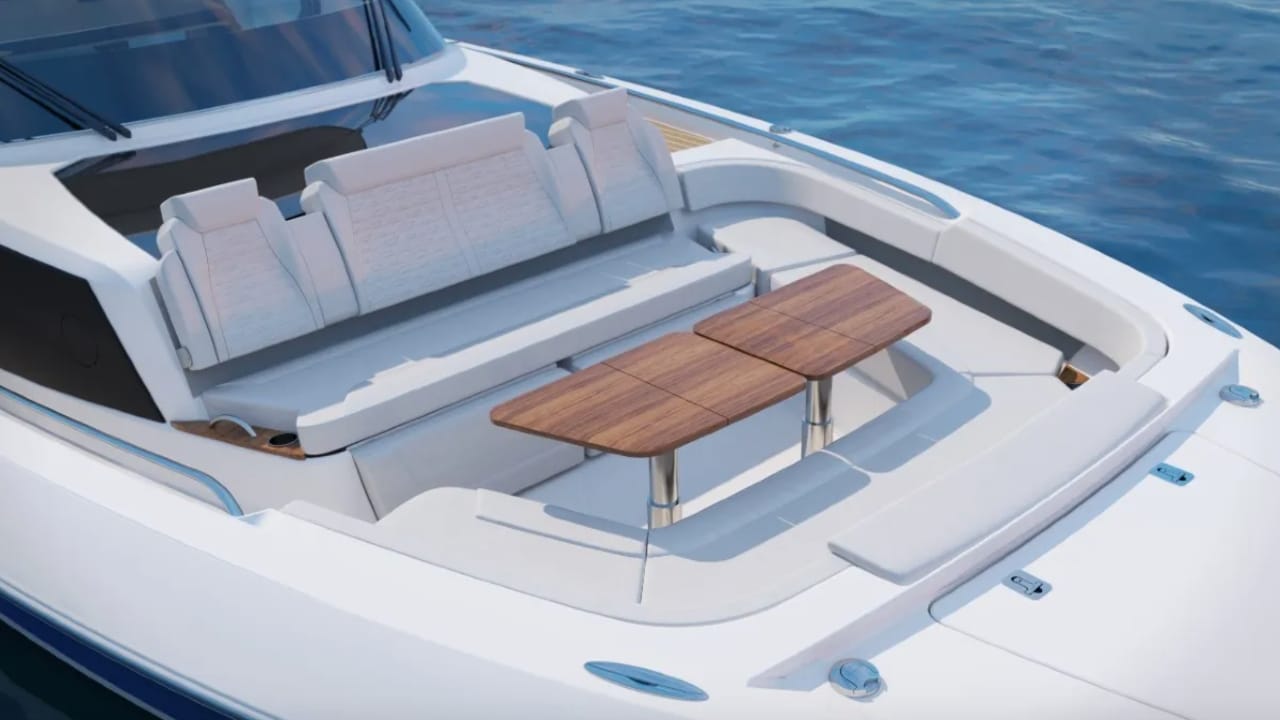 FEAT_Tiara-Yacht-003.jpg?strip