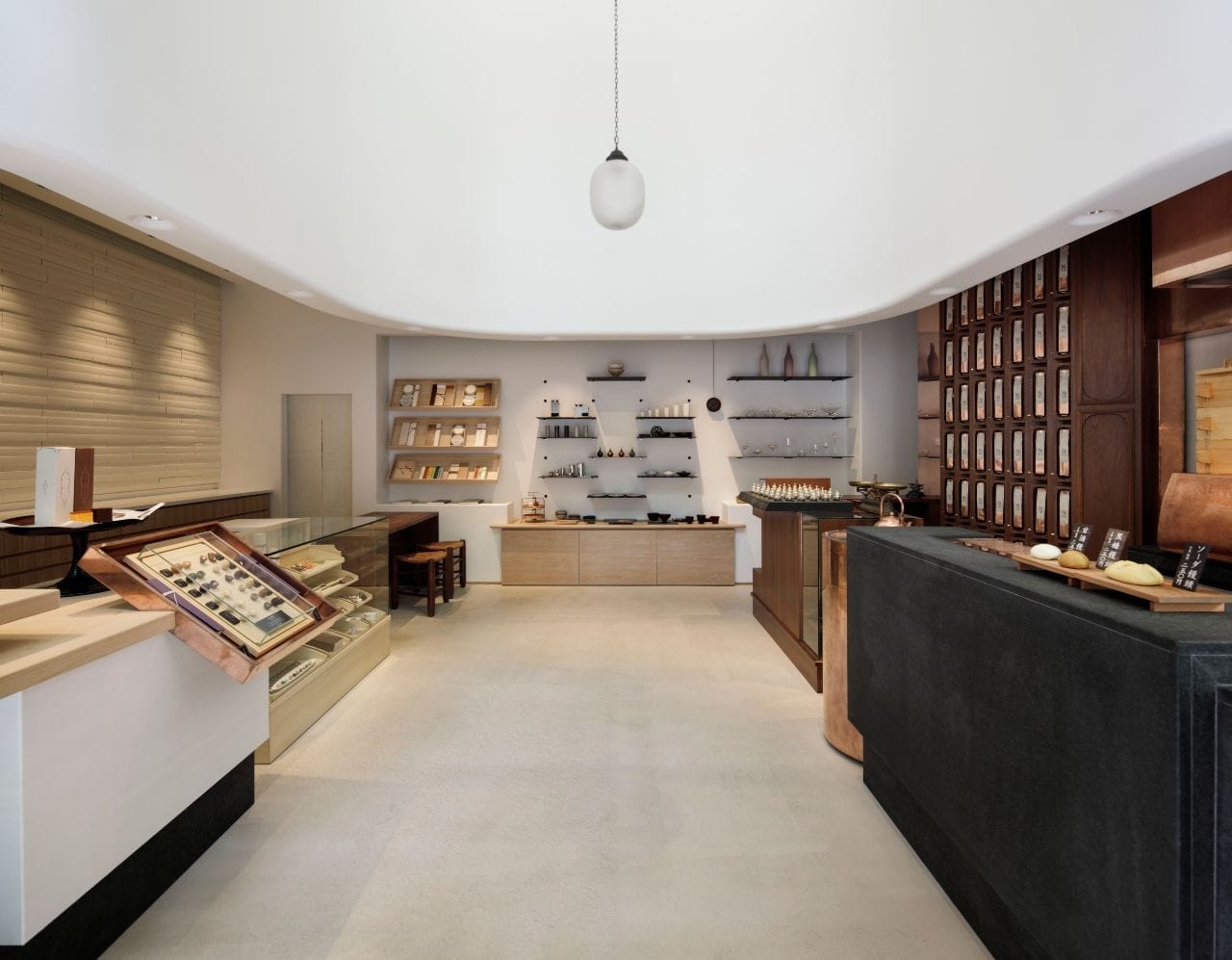 Interior of Higashiya-man.