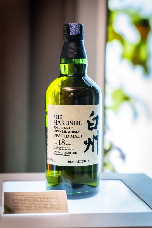 新品THE HAKUSHU & THE YAMAZAKI 18年交渉の方専用です Yamazaki 18 Year Old Mizunara & Hakushu 18 Year Old Peated | Loch