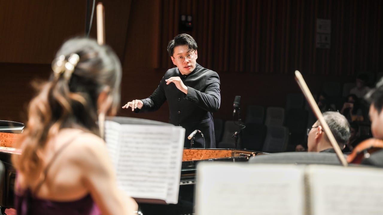 Chin conducting at UCSI University’s Recital Hall.