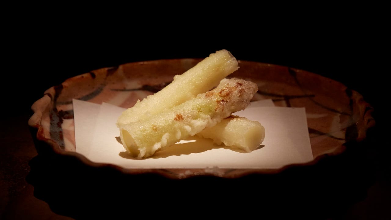 White asparagus tempura.