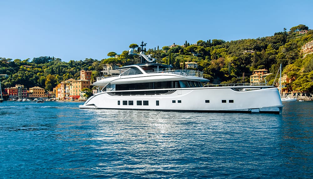 feat_monaco-yacht-show_jetsetter
